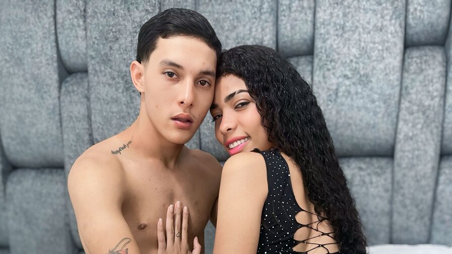 Free Live Sex Chat With ZafiroAndFlynn