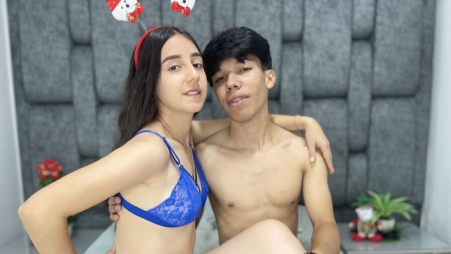 Free Live Sex Chat With ZhairAndZarah