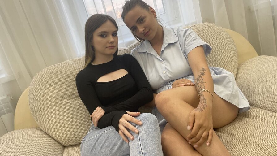 Free Live Sex Chat With ZoeAndJulie